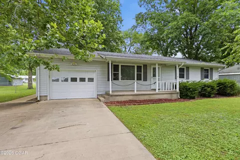1204 College Street Lamar Mo 64759 St, Lamar, MO 64759 photo 1