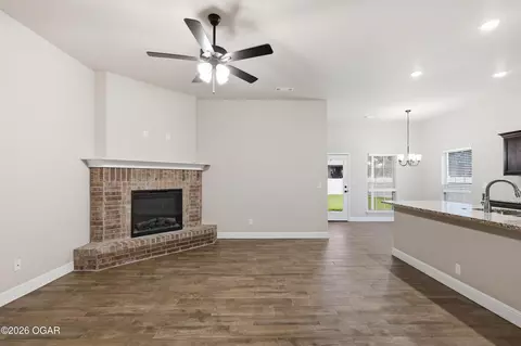 2011 Eagle Drive Neosho Mo 64850 Dr, Neosho, MO 64850 photo 11