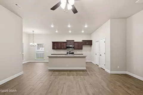 2011 Eagle Drive Neosho Mo 64850 Dr, Neosho, MO 64850 photo 10