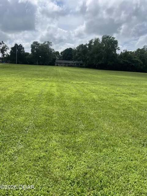8087 County Road 164 Carthage Mo 64836, Carthage, MO 64836