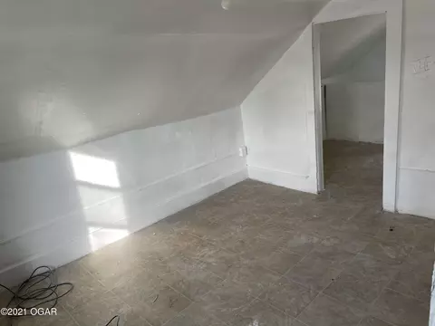 Bedroom - 507 E 6th Street Carthage Mo 64836 St, Carthage, MO 64836 photo 1 of 2