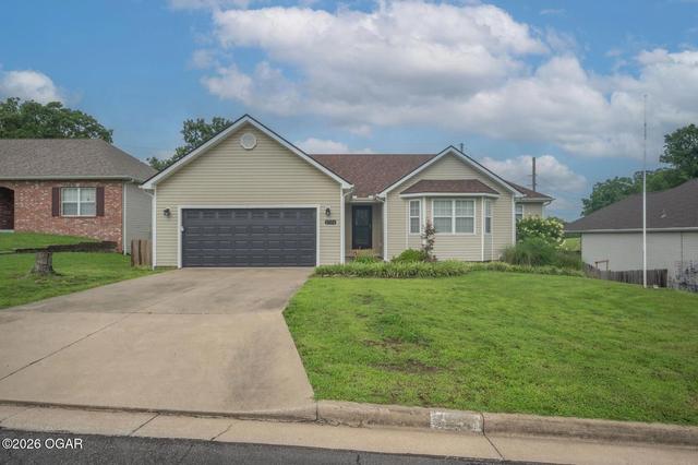 2724 N Missouri Avenue Joplin Mo 64801 Ave, Joplin, MO 64801