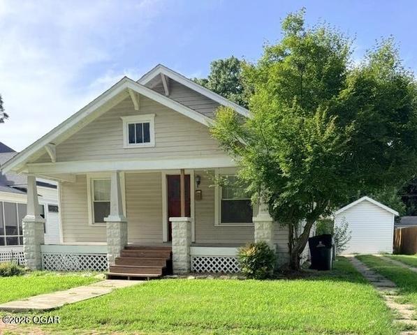 704 W 2nd Street Pittsburg Ks 66762 St, Pittsburg, KS 66762