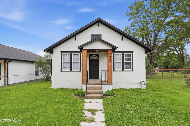 2004 W 15th Street Joplin Mo 64801 St, Joplin, MO 64801