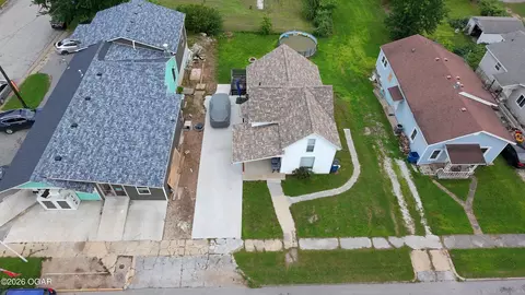 View/Area - 1004 Oak Street Carthage Mo 64836 St, Carthage, MO 64836 photo 1 of 9