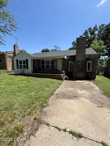 1114 Olive Street Carthage Mo 64836 St, Carthage, MO 64836