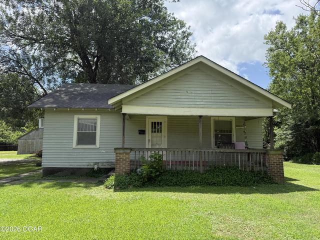 814 W Maple Street Columbus Ks 66725 St, Columbus, KS 66725