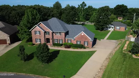 3110 Sunset West Drive Joplin Mo 64804 Dr, Joplin, MO 64804
