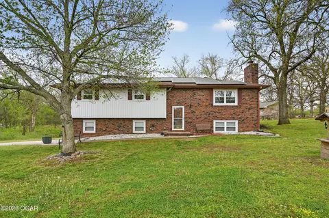 2905 Southern Hills Drive Joplin Mo 64804 Dr, Joplin, MO 64804