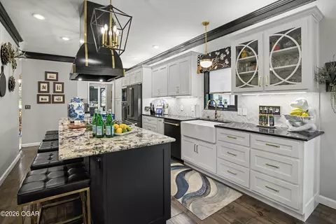 Kitchen - 27 SE 11th Road Lamar Mo 64759 Rd, Lamar, MO 64759 photo 4 of 10