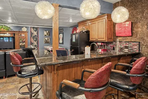 Kitchen - 27 SE 11th Road Lamar Mo 64759 Rd, Lamar, MO 64759 photo 8 of 10