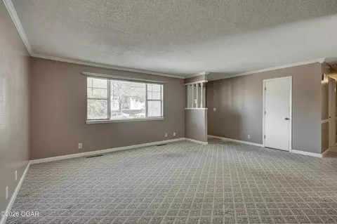 1409 E 6th Street Joplin Mo 64801 St, Joplin, MO 64801 photo 2