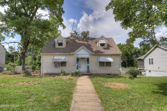 1415 Olive Street Carthage Mo 64836 St, Carthage, MO 64836