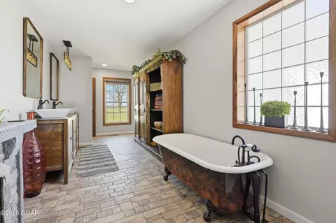 Bath - 9609 Base Line Boulevard Jasper Mo 64755 Blvd, Jasper, MO 64755 photo 10 of 12