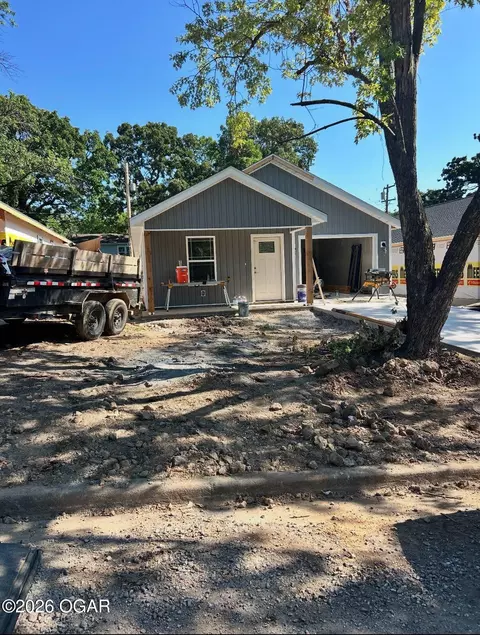 2507 E Manitou Street Joplin Mo 64801 St, Joplin, MO 64801