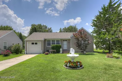 2726 E 13th Street Joplin Mo 64801 St, Joplin, MO 64801 photo 1