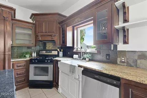 Kitchen - 2953 Rowan Drive Seneca Mo 64865 Dr, Seneca, MO 64865 photo 4 of 4