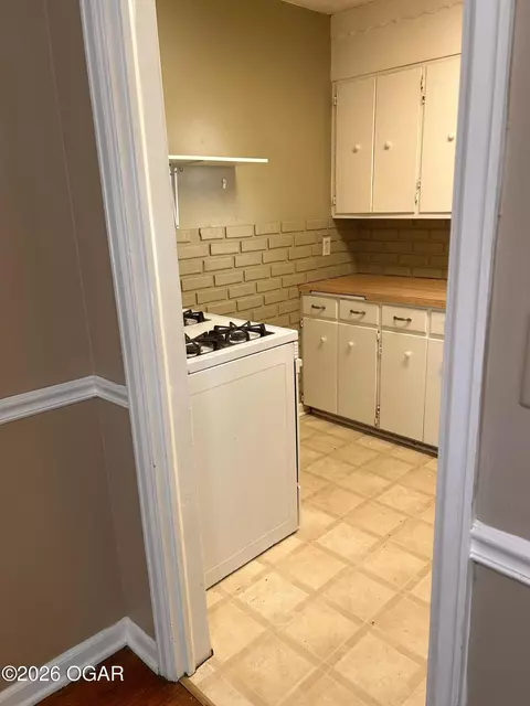 2817 E 12th Street Joplin Mo 64801 St, Joplin, MO 64801 photo 9