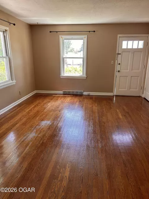 2817 E 12th Street Joplin Mo 64801 St, Joplin, MO 64801 photo 6