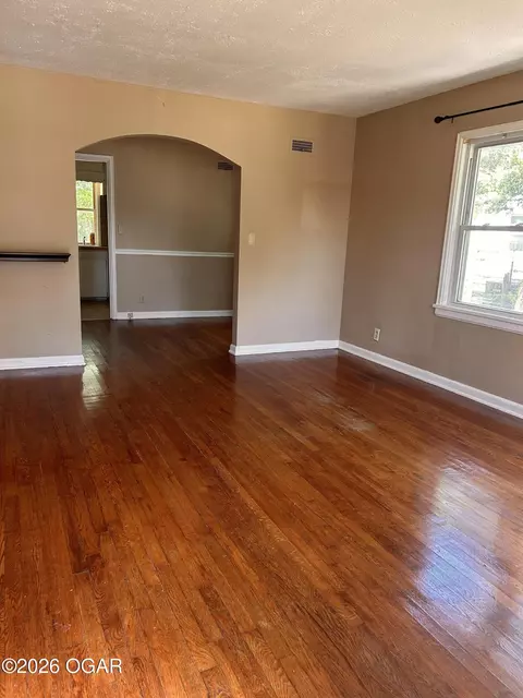 2817 E 12th Street Joplin Mo 64801 St, Joplin, MO 64801 photo 3