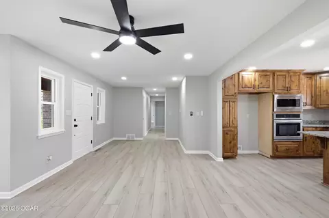 Entry Way - 22264 State Highway 86 Granby Mo 64844, Granby, MO 64844 photo 1 of 1