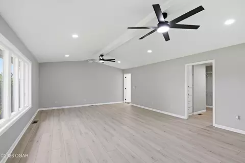 Living - 22264 State Highway 86 Granby Mo 64844, Granby, MO 64844 photo 8 of 14