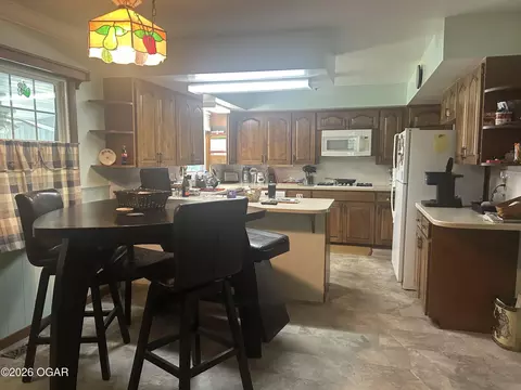 Kitchen - 400 E 3rd Terrace Lamar Mo 64759 Ter, Lamar, MO 64759 photo 1 of 2