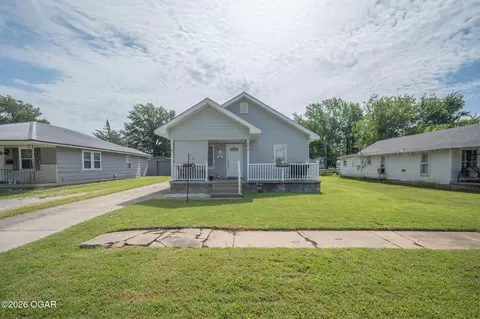 2018 E Avenue Baxter Springs Ks 66713 Ave, Baxter Springs, KS 66713
