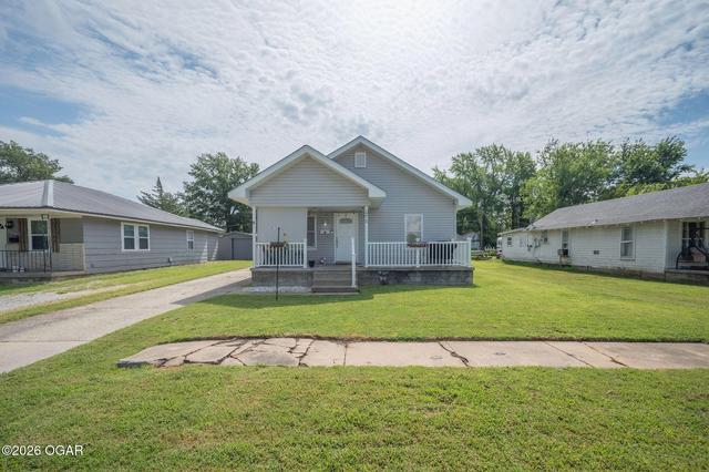 2018 E Avenue Baxter Springs Ks 66713 Ave, Baxter Springs, KS 66713