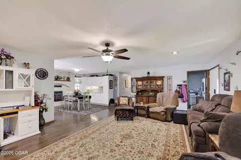 Living - 117 Rocky Lane Carl Junction Mo 64834 Ln, Carl Junction, MO 64834 photo 2 of 5