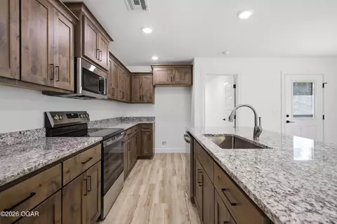 Kitchen - 401 Wolfe Drive Duenweg Mo 64841 Dr, Duenweg, MO 64841 photo 2 of 2