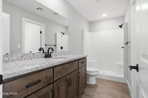 Bath - 405 Wolfe Drive Duenweg Mo 64841 Dr, Duenweg, MO 64841 photo 1 of 4