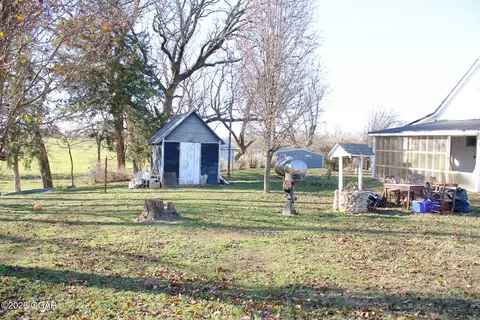 Exterior - 28249 Quince Road Fairview Mo 64842 Rd, Fairview, MO 64842 photo 5 of 9