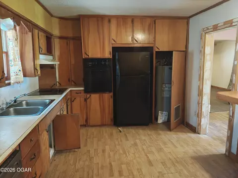 Kitchen - 1303 Poplar Street Lamar Mo 64759, Lamar, MO 64759 photo 2 of 2