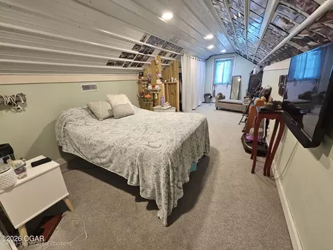 Bedroom - 364 366 Phoenix Splitlog Road Goodman Mo 64843 Rd, Goodman, MO 64843 photo 1 of 3