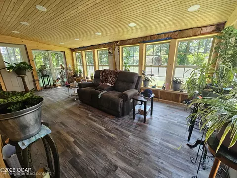 Exterior - 364 366 Phoenix Splitlog Road Goodman Mo 64843 Rd, Goodman, MO 64843 photo 2 of 6