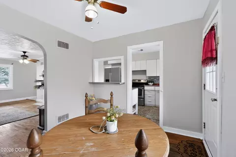 Dining - 109 E Splitlog Avenue Goodman Mo 64843 Ave, Goodman, MO 64843 photo 3 of 3