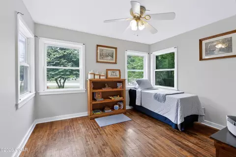 Bedroom - 109 E Splitlog Avenue Goodman Mo 64843 Ave, Goodman, MO 64843 photo 6 of 7