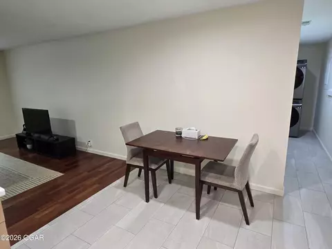 Dining - 101 Red Oak Loop Carl Junction Mo 64834 Loop, Carl Junction, MO 64834 photo 1 of 1