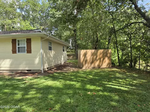 Exterior - 101 Red Oak Loop Carl Junction Mo 64834 Loop, Carl Junction, MO 64834 photo 6 of 11