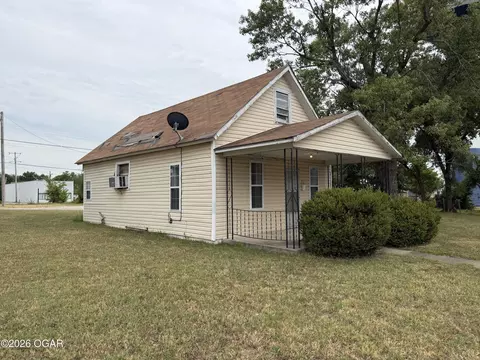Other - 822 E 6th Street Galena Ks 66739 St, Galena, KS 66739 photo 2 of 7