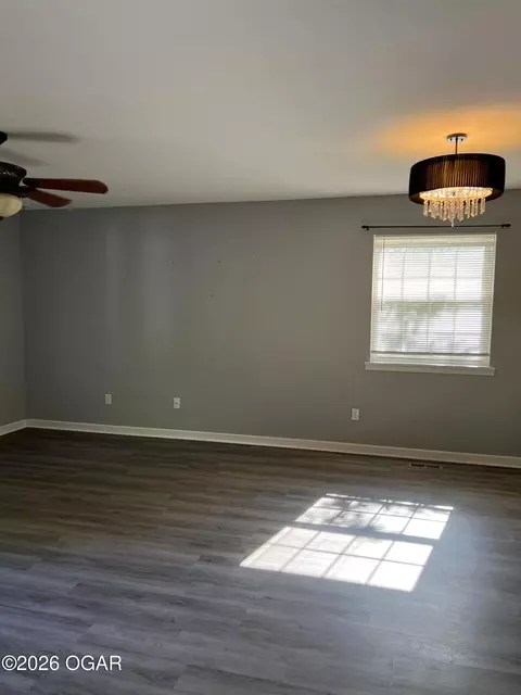 2629 E 5th Street Joplin Mo 64801 St, Joplin, MO 64801 photo 4