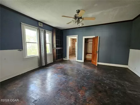 Bedroom - 1107 S Maple Street Carthage Mo 64836 St, Carthage, MO 64836 photo 4 of 4