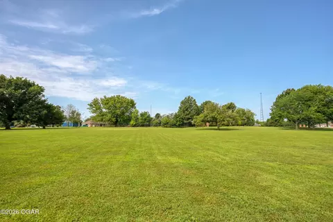 Other - 2000 Amber Lane Carthage Mo 64836 Ln, Carthage, MO 64836 photo 16 of 19