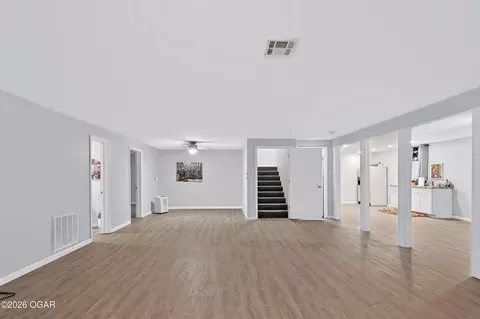 Living - 2000 Amber Lane Carthage Mo 64836 Ln, Carthage, MO 64836 photo 7 of 7