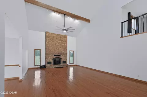 Living - 2000 Amber Lane Carthage Mo 64836 Ln, Carthage, MO 64836 photo 1 of 7