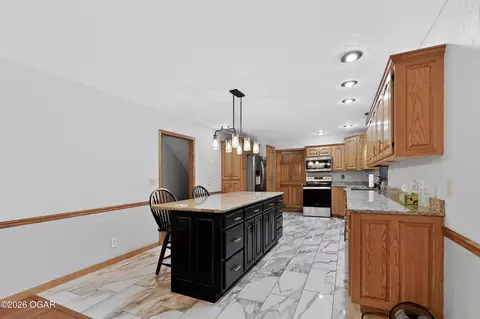 Kitchen - 2000 Amber Lane Carthage Mo 64836 Ln, Carthage, MO 64836 photo 3 of 5