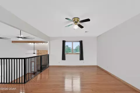 Living - 2000 Amber Lane Carthage Mo 64836 Ln, Carthage, MO 64836 photo 4 of 7