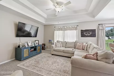 Living - 406 W 14th Street Lamar Mo 64759 St, Lamar, MO 64759 photo 3 of 3