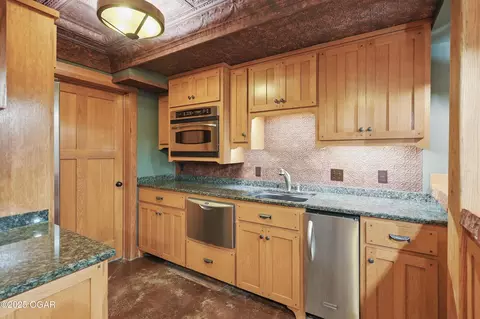 Kitchen - 4955 Deer Run Loop Carthage Mo 64836 Loop, Carthage, MO 64836 photo 6 of 9